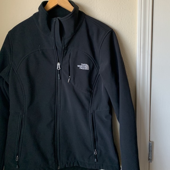 North Face black light weight jacket 🍁 - Picture 4 of 10